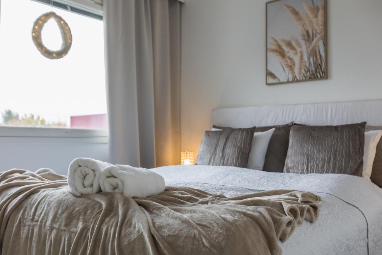 Penthouse With Sauna - King Size Bed - Free Wifi! Ροβανιέμι Εξωτερικό φωτογραφία